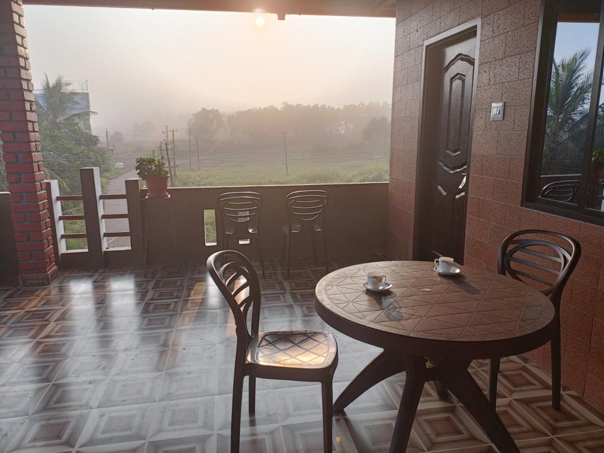 Maanyatha Home Stay Manipal Exterior photo