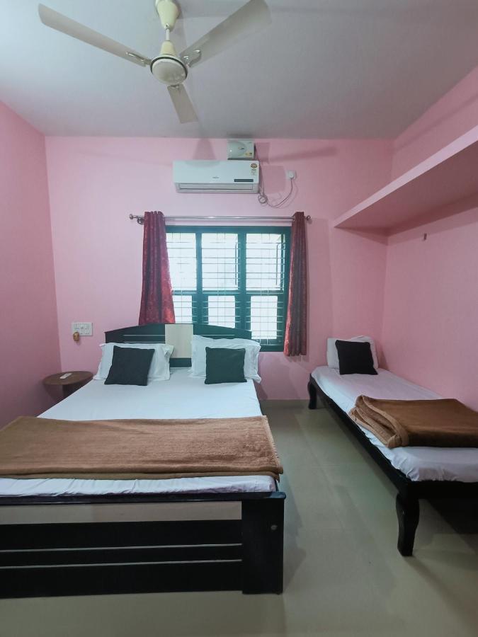 Maanyatha Home Stay Manipal Exterior photo