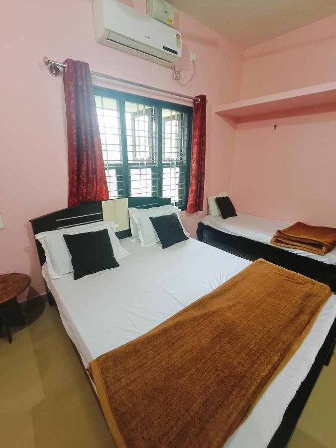 Maanyatha Home Stay Manipal Exterior photo